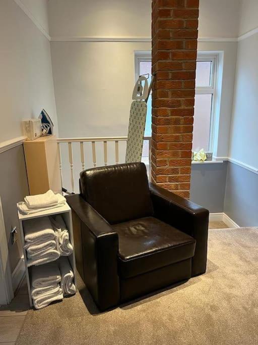 Ovington Grove 2 Fully Equipped Kitchen Free Parking 3 Bedrooms Netflix Newcastle upon Tyne Exterior foto